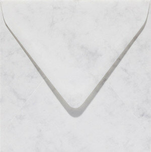 (No. 25861) 50x envelop Marble 140x140mm grijswit 90 grams 
