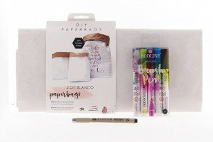 (No. 82200) Set paperbags blanco + fineliner & brushpennen